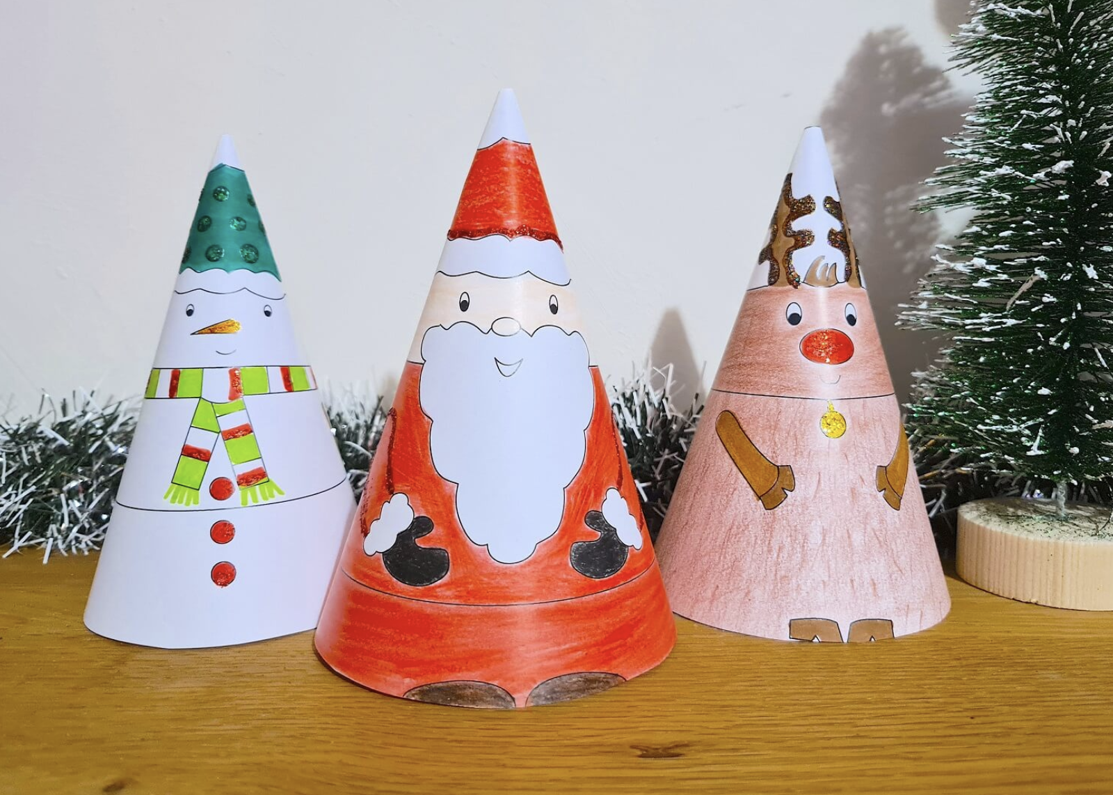 Make a paper Santa, snowman and reindeer